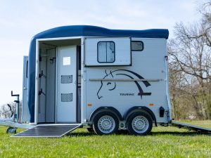 Cheval Liberté - Touring Country with Saddle Room