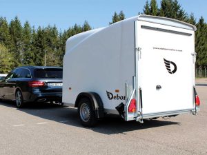 Debon Cargo 1300 Single Axle Box Van
